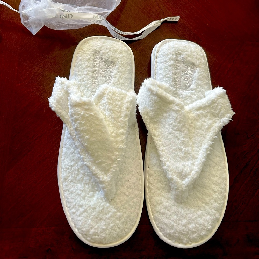 Cozy White Fuzzy Slippers